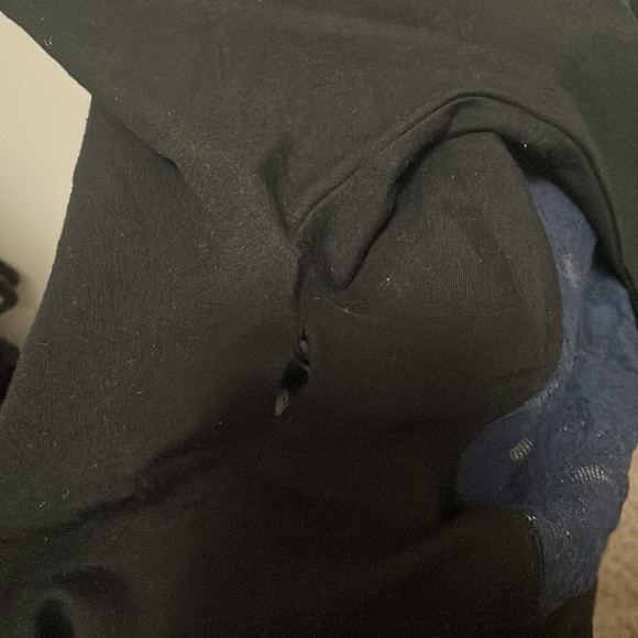 BCBG Cropped Long Sleeve Blouse - Picture 3 of 3